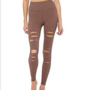 Alo Yoga Ripped Warrior Leggings
